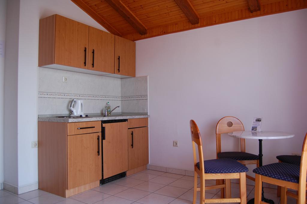 Apartments Bojanic فوديس الغرفة الصورة